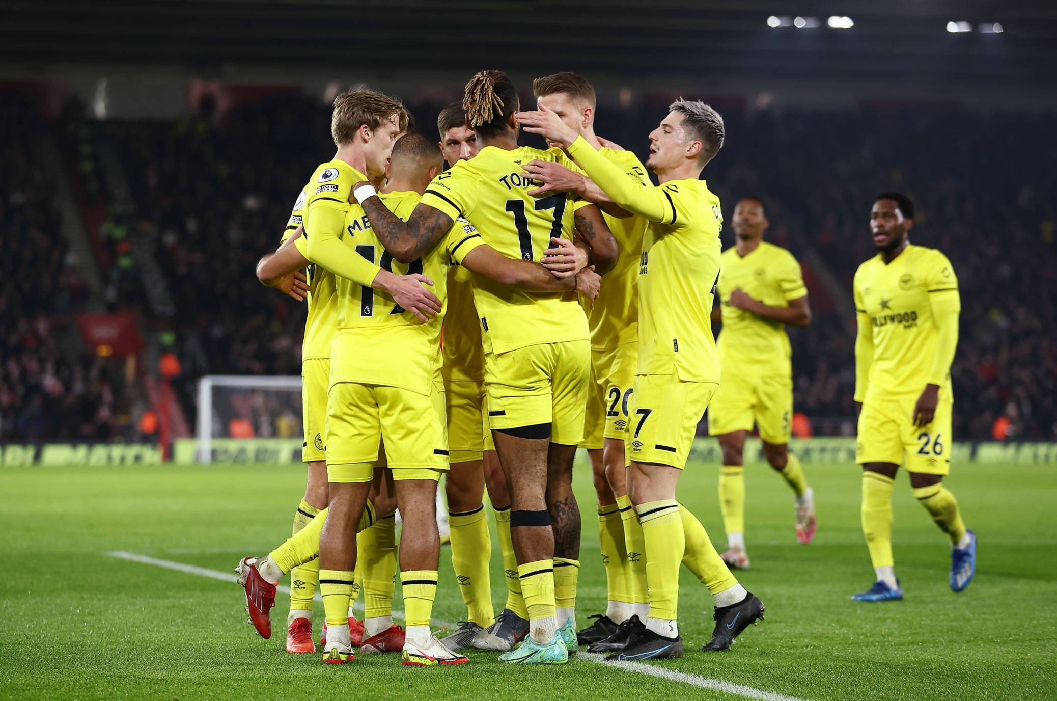 见证谁能笑 见证谁能笑