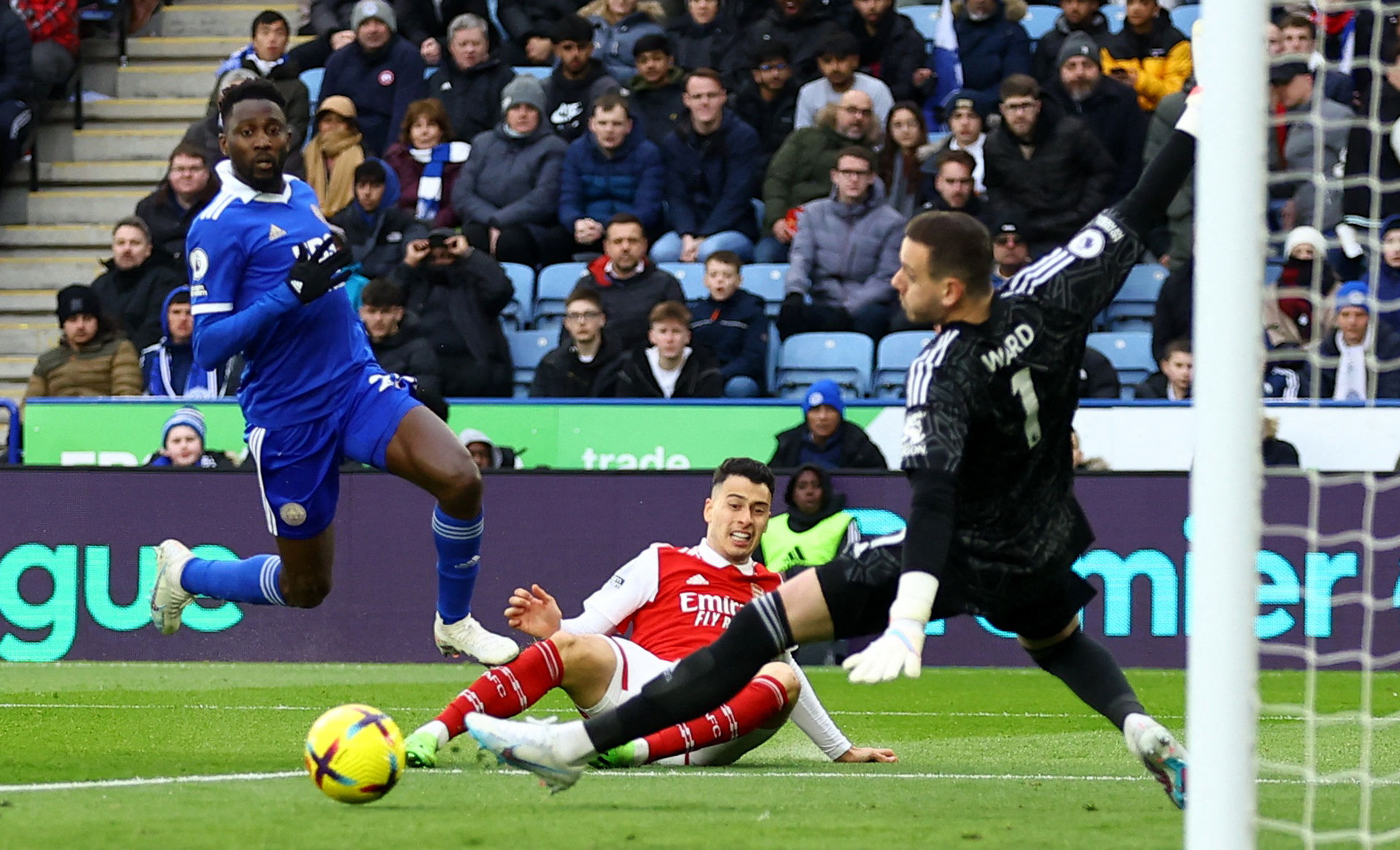 样身陷争议 样身陷争议