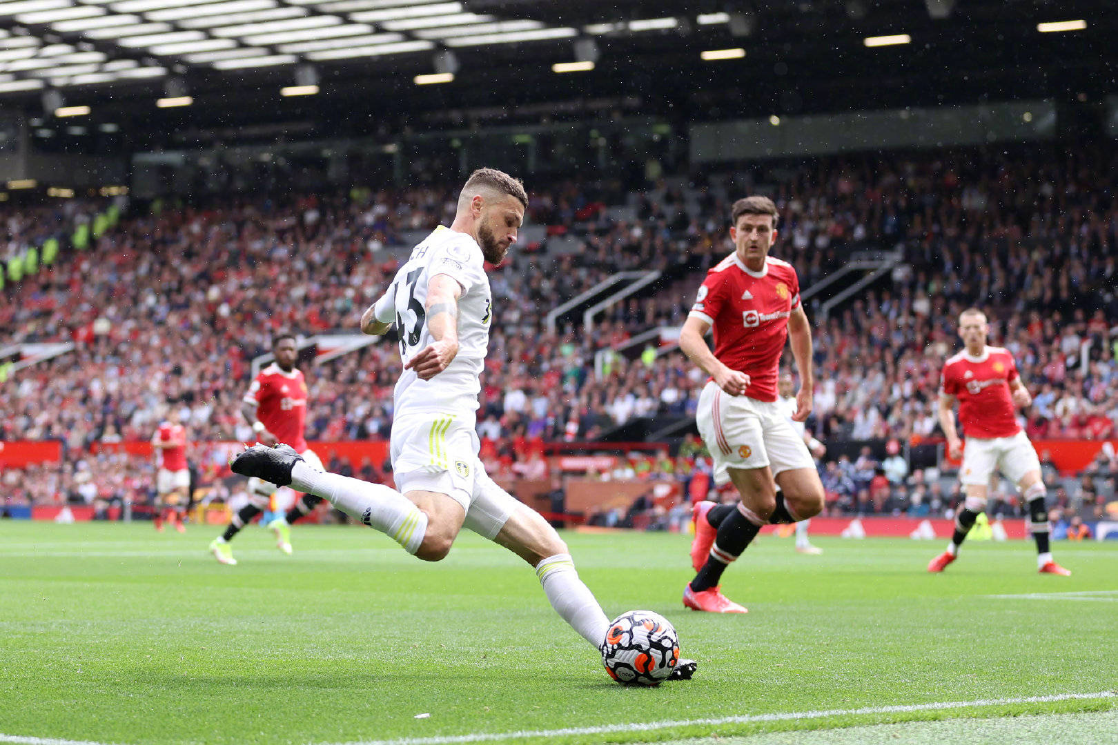 足協官方：李鐵辭去國足主帥 由李霄鵬接任.